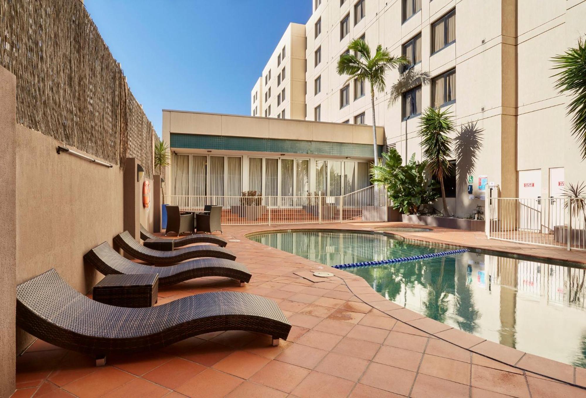 Holiday Inn Parramatta By Ihg Sydney Exterior foto